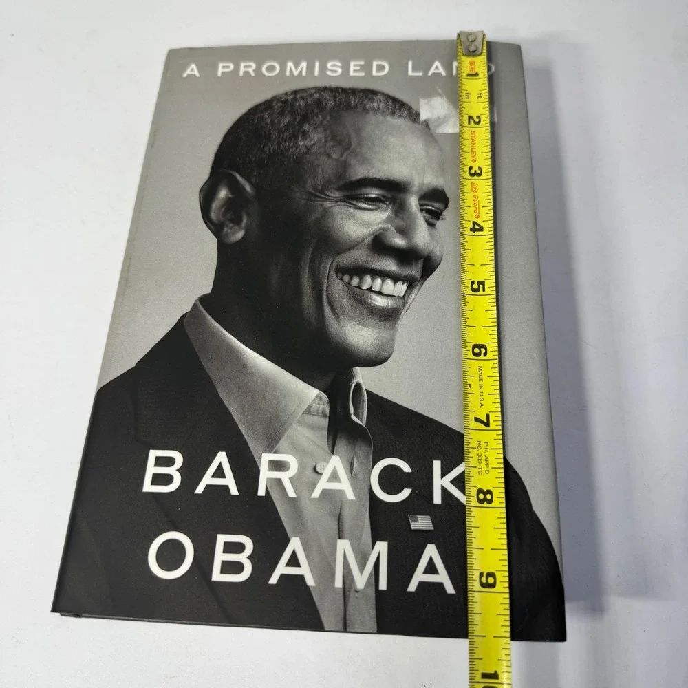 A Promised Land by Barack Obama First Edition Hardcover Memoir‎ Book Crown 2020